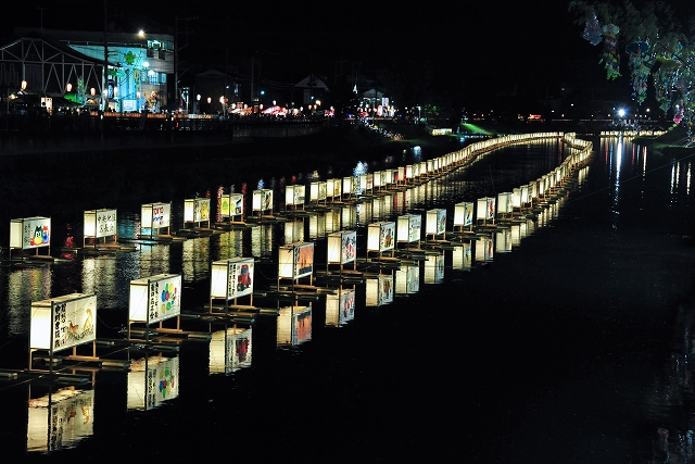 第３４７回 日本一の灯籠流し 杉戸町 古利根川流灯祭り。 - ツトムさん家の写真日記