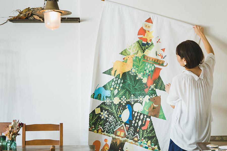 壁面に手作りクリスマスツリーで壁飾りInterior Design Box 海外の使えるインテリア術