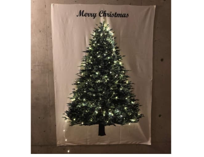 セリア 大人可愛いオーナメント＆タペストリーツリーの貼り方LEE