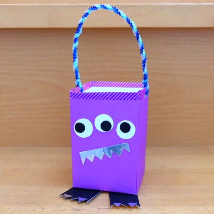 ハロウィンバッグを作りました☆チコナーサリー 保育園＆ネイルサロン