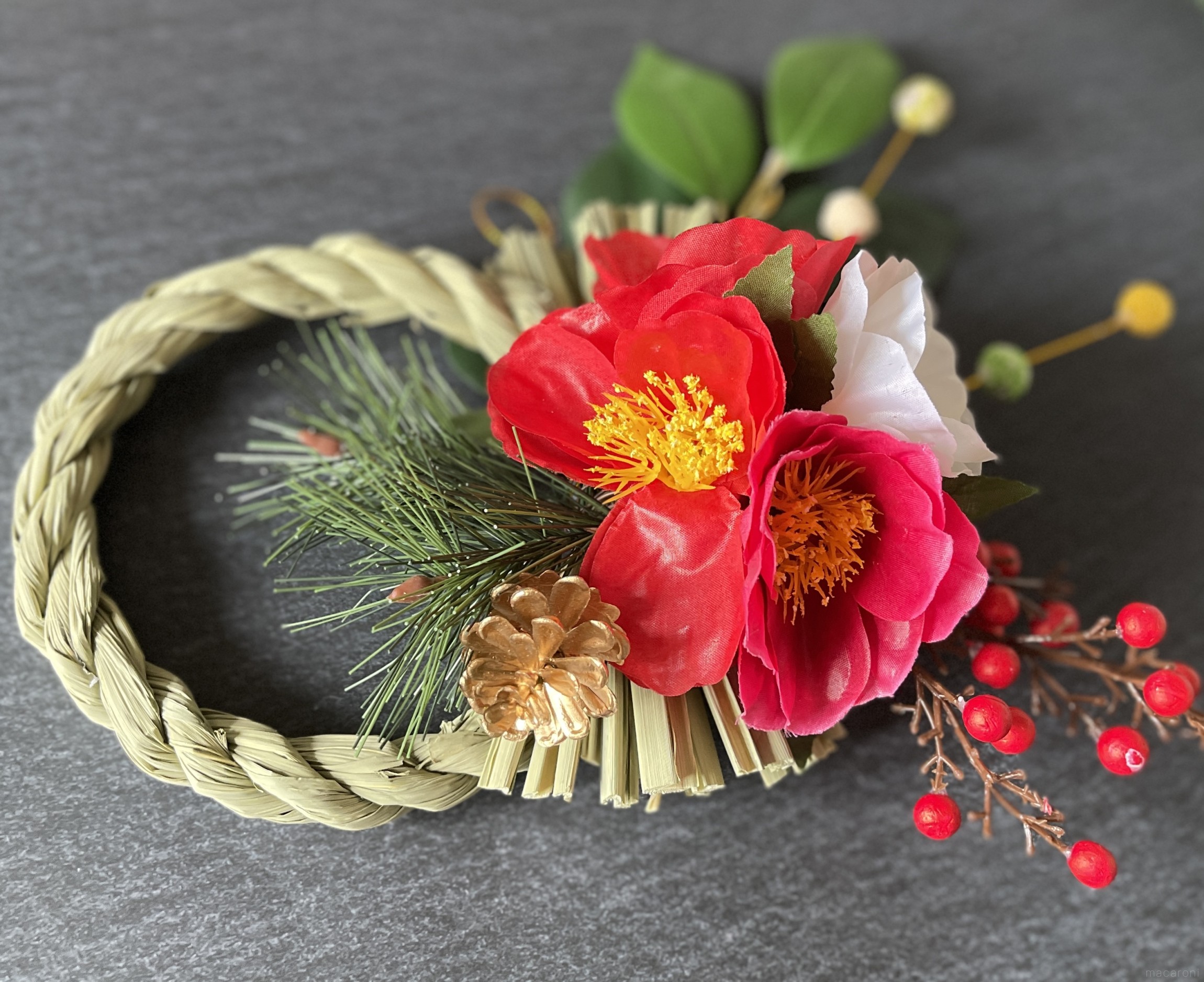 100均DIY 正月飾り「しめ縄リース」を手軽に作ろう♪ 手作りでおしゃれにアレンジ - macaroni