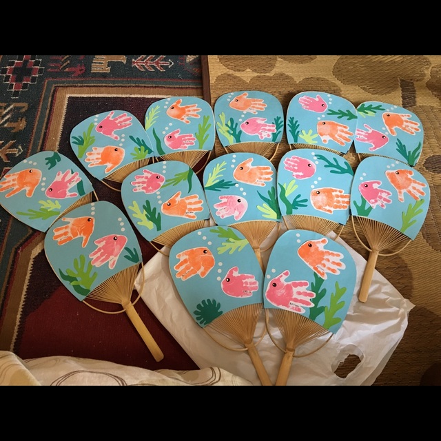 3歳児 8月にピッタリ！ 夏らしいうちわの製作アイディア5選保育士を応援する情報サイト 保育と暮らしをすこやかに ほいくらし