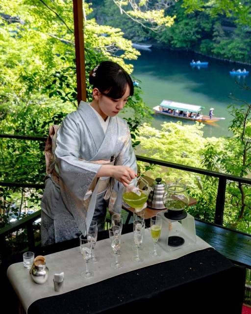 夏の嵐山・祐斎亭に映える、儚げ大人ガーリー浴衣🌿🤍 着物レンタル 梨花和服