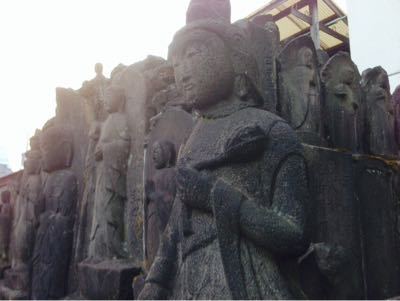 無縁仏にならないために！無縁仏の意味や対策方法について解説やさしいお葬式