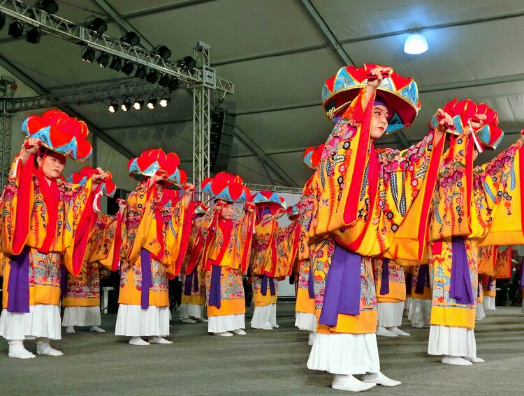 今年も盛況だったリオのカーニバル。サッカーとのつながりも深い大イベント - footballistaフットボリスタ