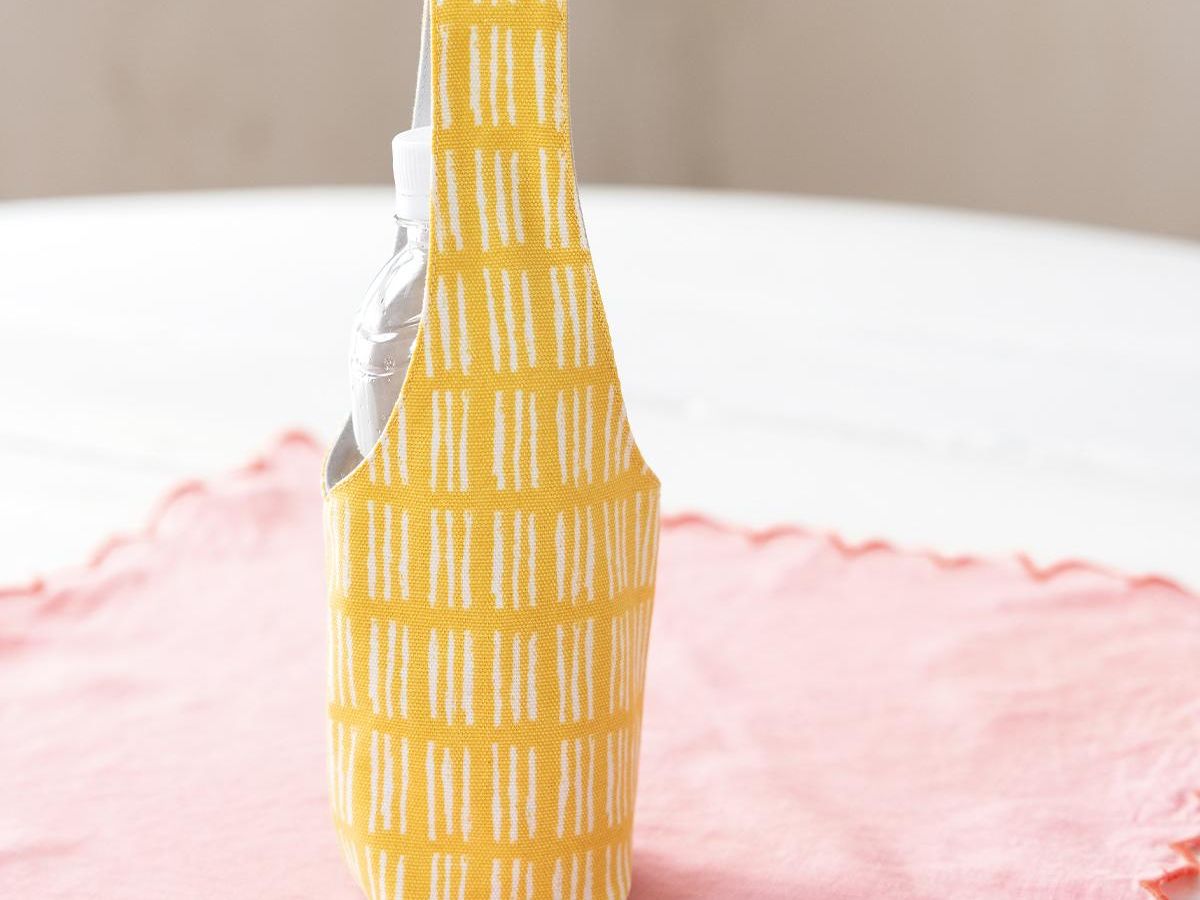 簡単ハンドメイド「持ち手付きペットボトルカバー」の作り方ぬくもり