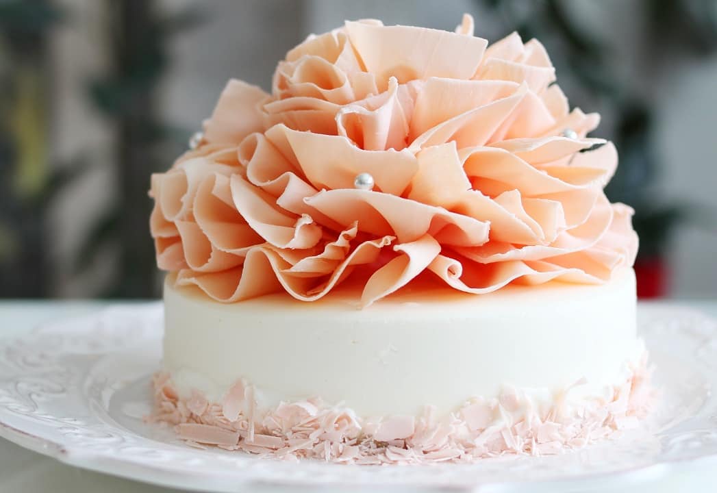 カーネーションのフラワーデコレーション 4号iRene アイリーンCake.jp