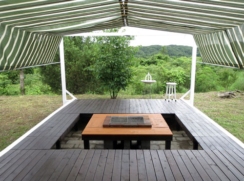 庭遊び水遊びビオトープメダカバーベキュー雑木の庭コンテナハウス展示場事務所富山庭小屋のある暮らし庭のある暮らし笑顔のある暮らし風樹風樹の庭