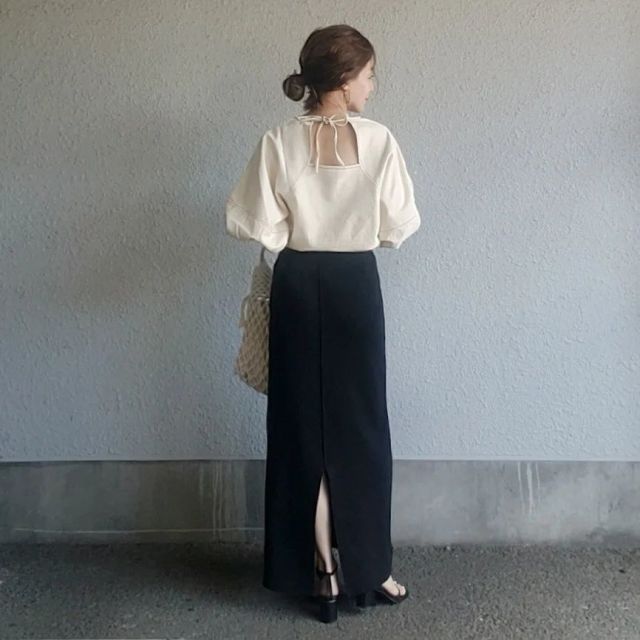 ビアガーデンは涼やかカジュアルな服装で♪おすすめの飲み会・女子会コーデ32選Niau ニアウ