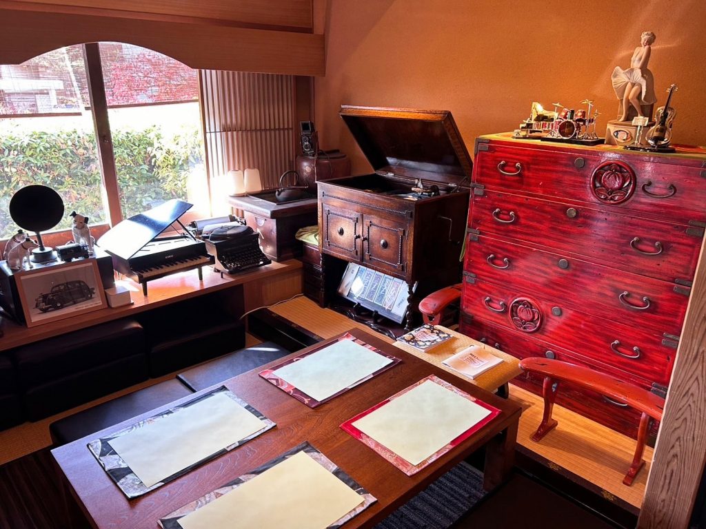 昭和モダン珈琲 茶楽音。本店 岡崎 喫茶店- Retty レッティ