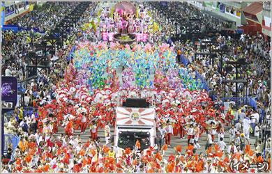 本場ブラジルのカーニバル25年連続出場 外国人初のポジションでのパレード実現 !! - クラウドファンディングのMotionGallery