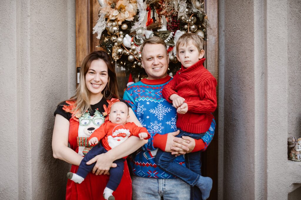 クリスマスカラーで彩る楽しいひととき！アットホームな英語のクリスマスイベント2024を開催株式会社アライブのプレスリリース