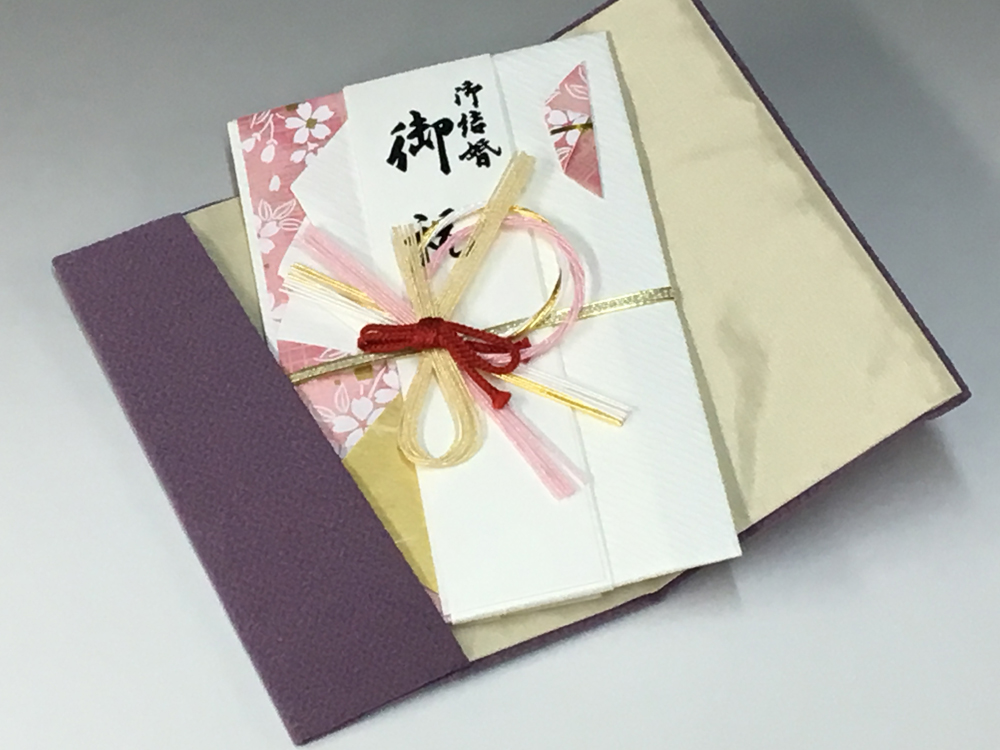 100均で売っている袱紗・ふくさ商品一覧。結婚式とお葬式用 ダイソー・セリア・キャンドゥで100円