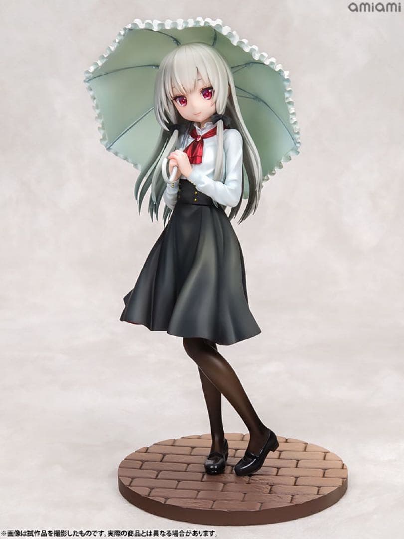 となりの吸血鬼さん ウエディング水着姿の描き下ろしグッズ 12月発売