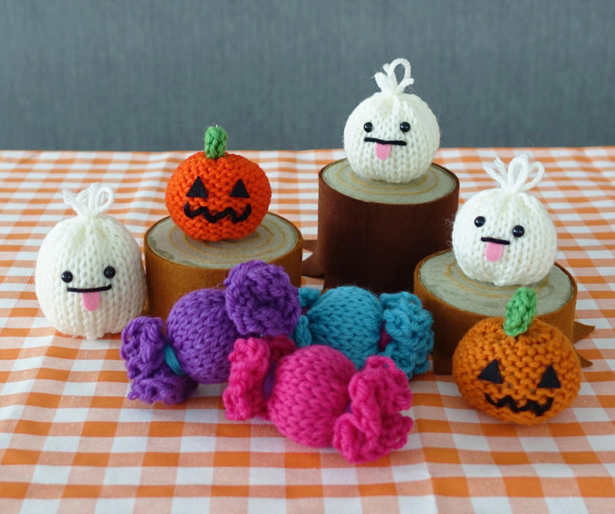 フェルトとトイレットペーパーの芯で作るハロウィン飾り