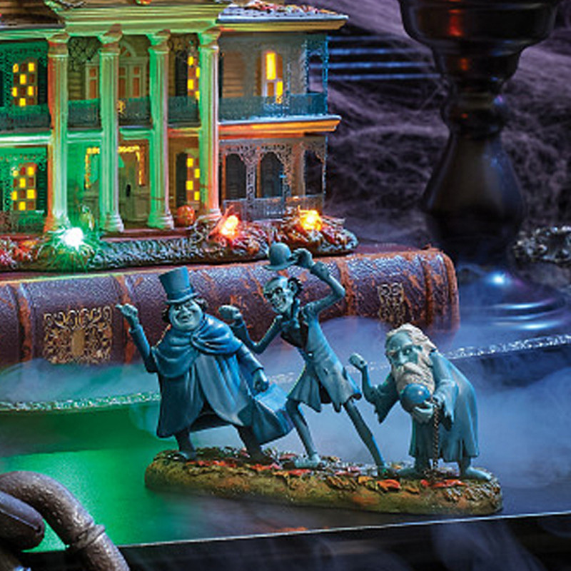 ナイトメアー・ビフォア・クリスマス』の世界に一変！東京ディズニーランド ホーンテッドマンション“ホリデーナイトメアー”