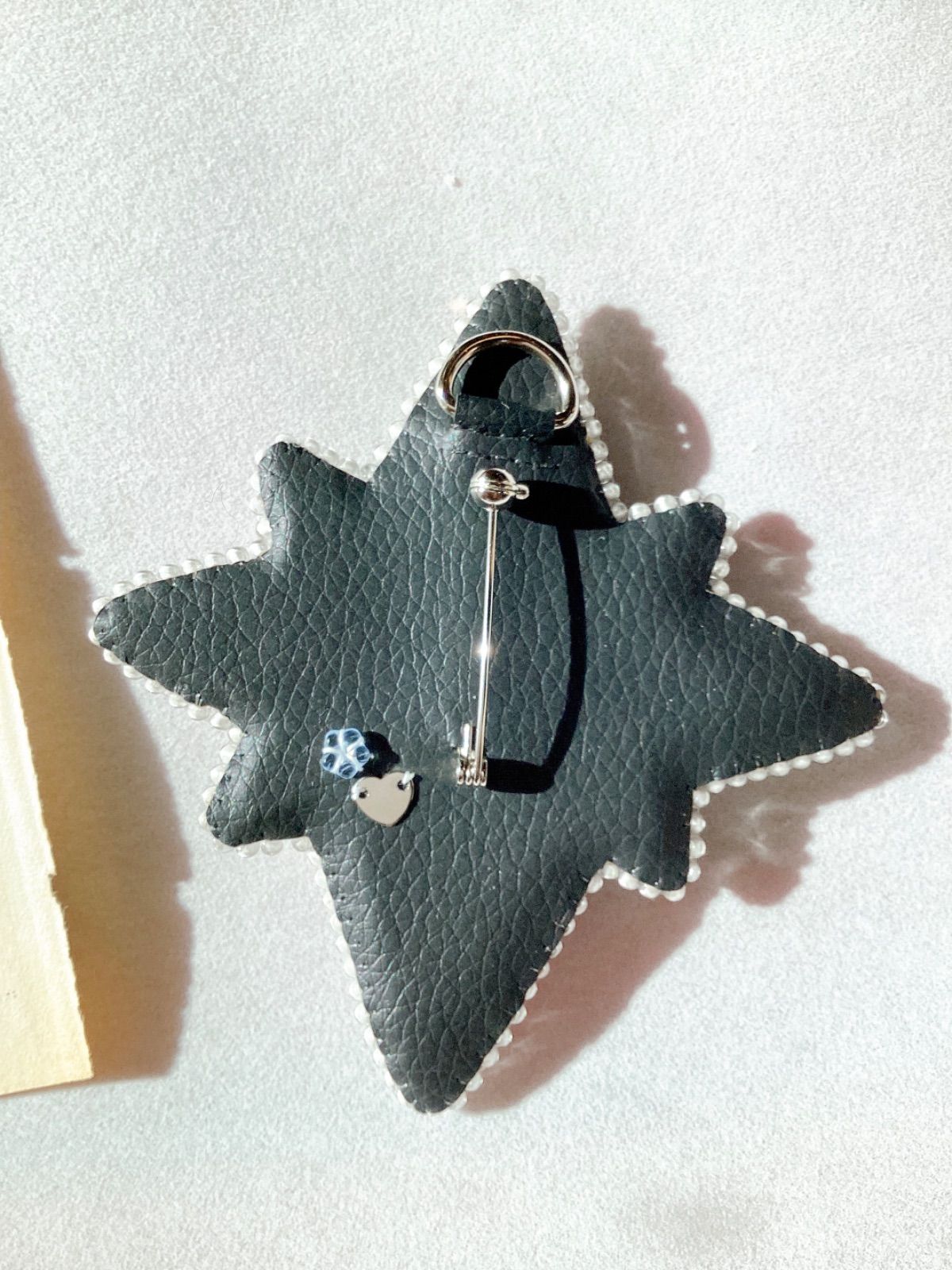 キラキラのクリスマスを ビーズ刺繍ジュエリー・キット Xmasツリーの三角ブローチ グリーン ブルー ピンク Everyday BeadsLife！ビーズアクセサリー キット ビーズ刺繍 ブローチ クリスマス クリスマス柄 ツリー ハンドメイド 手作りブローチ 大人 可愛い