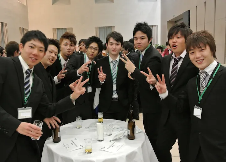 成人式おすすめドレス20選！マナーや選び方、購入とレンタルはどっち？結婚式・二次会のゲスト向け！お呼ばれ情報サイト