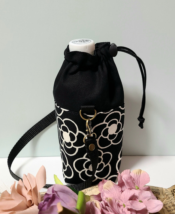 編みぐるみペットボトルカバーキャラメル水筒カバーにも♪ 職場、お出かけ、通園通学にも