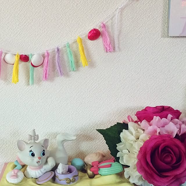 お部屋を華やかに♪ シールで簡単！ドット柄ペーパーファン C CHANNEL DIY