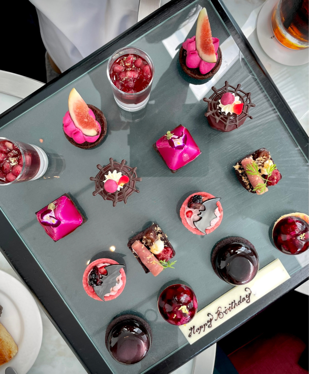 肉ケーキでサプライズ！焼肉・肉バルでいつもと違う誕生日をお祝い - OZmall