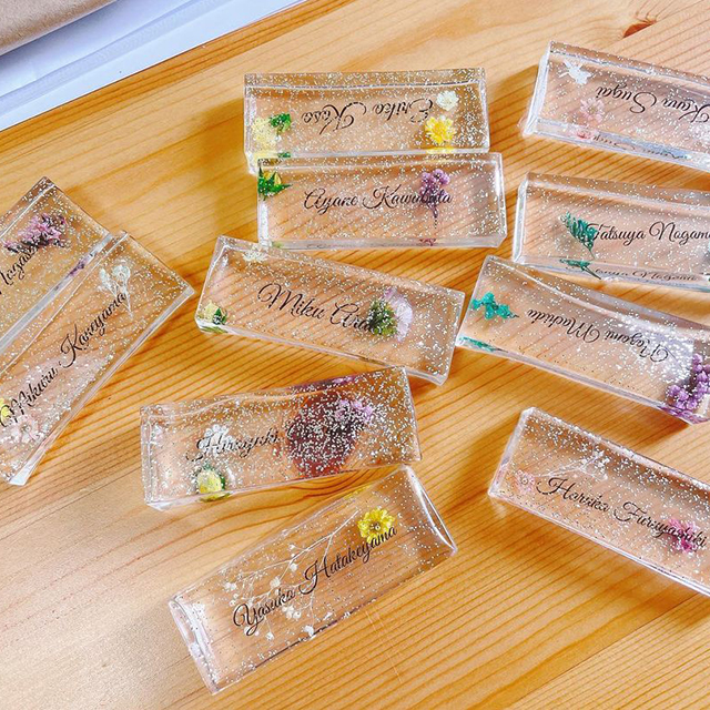 席札 デザイン一覧WEBで簡単手作り印刷 ココサブアテンドの席札：1ページ