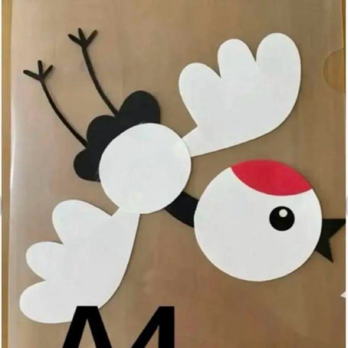 敬老の日の「テーブル飾りとお祝いカード」高齢者介護をサポートするレクリエーション情報誌『レクリエ』