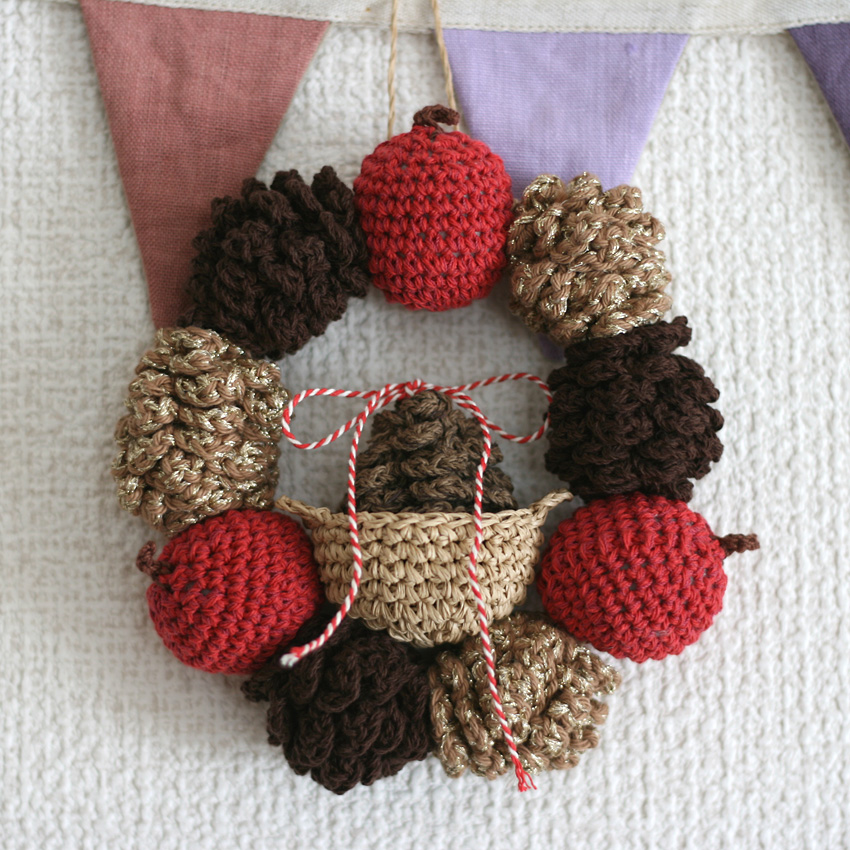 222aw-20 クリスマスリース 214 360 48 ソフトメリノ ホイップス スタンダード - ごしょう産業株式会社Gosyo co.,Ltd