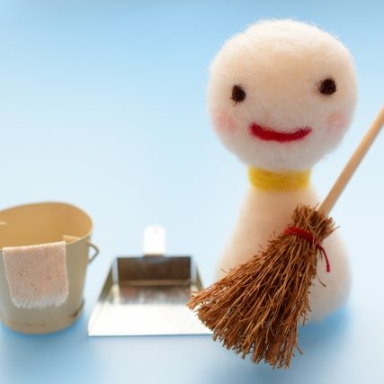 大掃除はいつから？年末にやる意味やいつまでに終わらせるべきか解説Kajilyカジリー