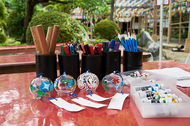 2025年 イベント 『正寿院』で揺れる2000個のあじさい風鈴💠🎐💫ハート型の窓が人気だよ☺️〜 祈りログ