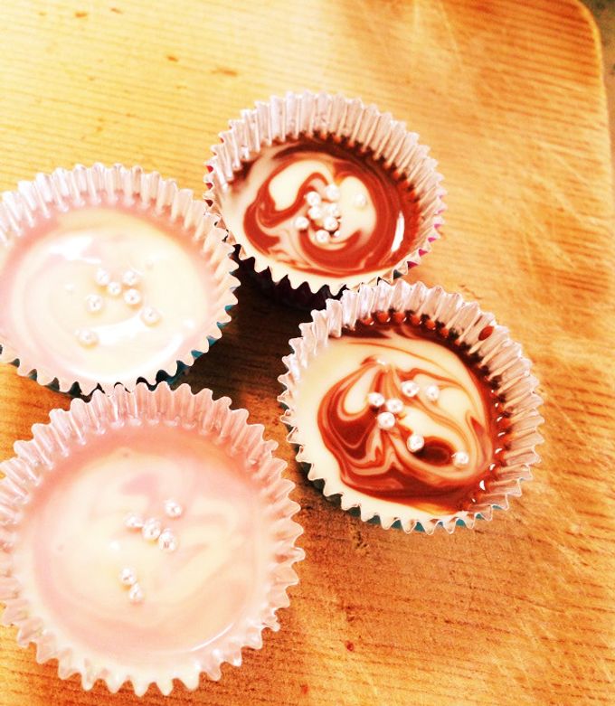 基本からアレンジまで！思わずつくりたくなる「バレンタイン カップチョコ」のレシピ集クックパッド