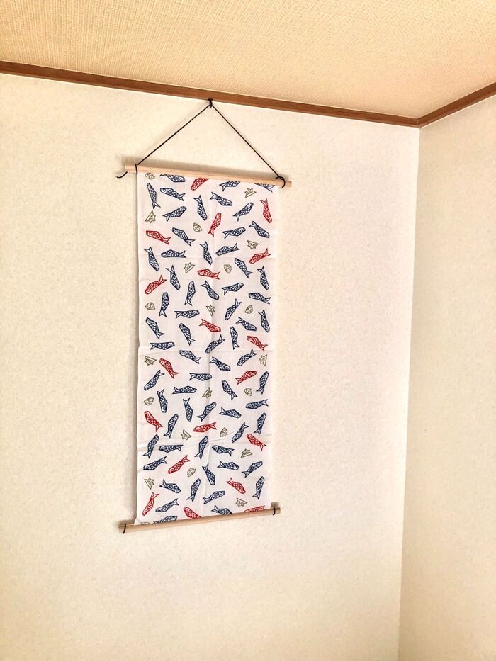 DAISO - ダイソー 鯉のぼり 木製オブジェ タペストリー 2点セットの通販 by えまころめ shopダイソーならラクマ