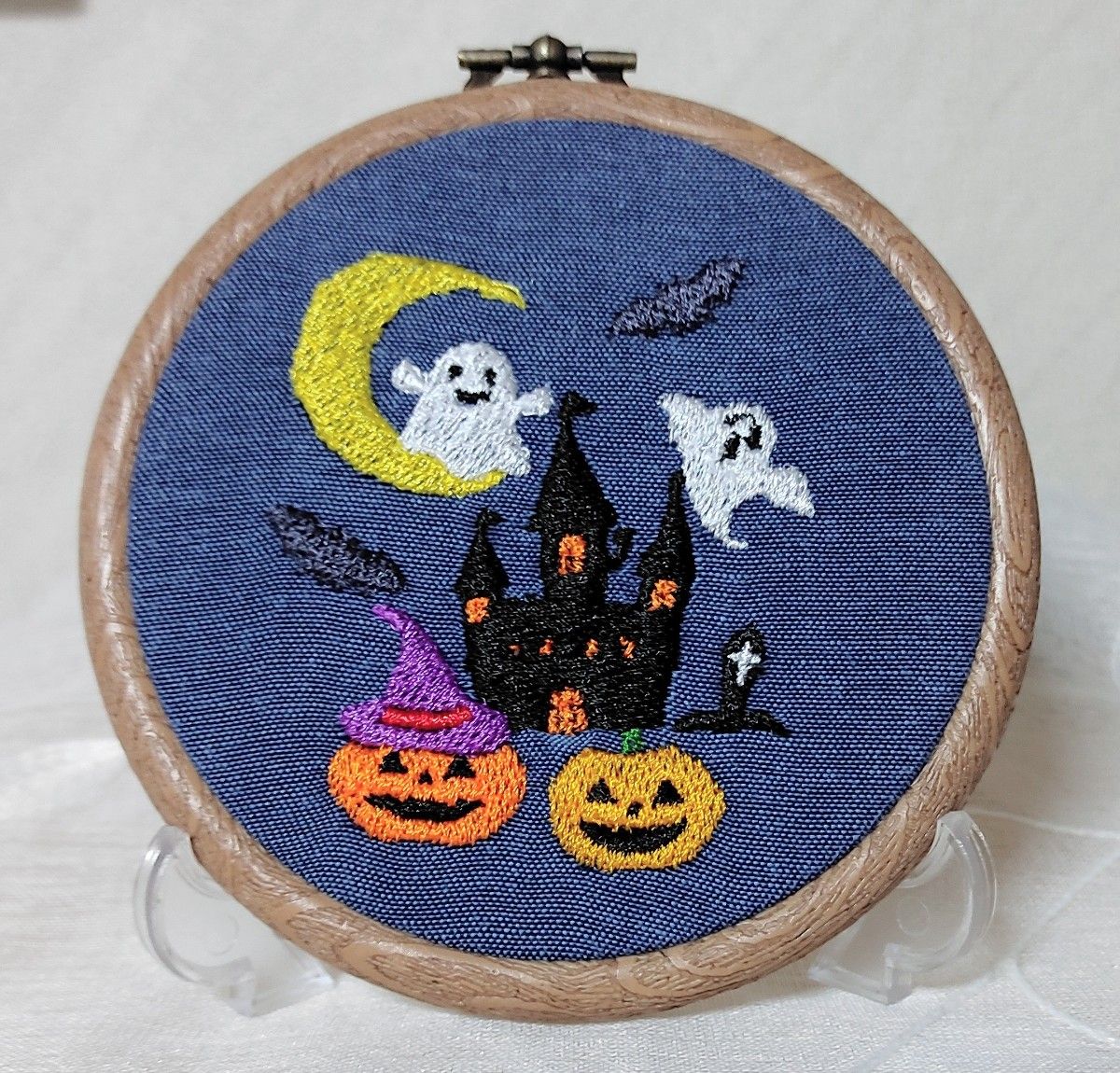 ハロウィン刺繍アート 魔女と幽霊 図案つき ハロウィンに！おばけの刺繍の作り方│