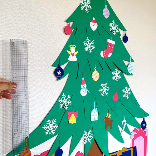 壁面や教室を彩る、ふわふわやわらか手作りクリスマス飾りみんなの幼児と保育