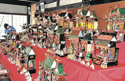 たくみの里にひな人形、5000体が展示 31日まで 群馬：東京新聞デジタル