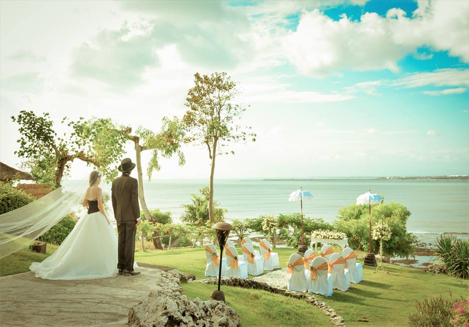 ここが日本であることを忘れそう！ガーデンウエディングでかなえる海外風挙式元プランナーの取材レポ＆結婚式のHowTo記事