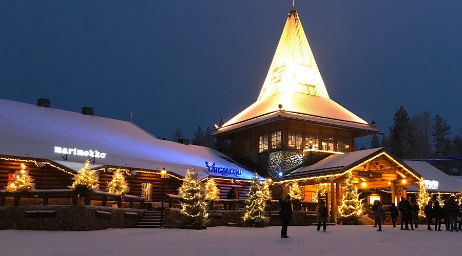 ラップランドで遊ぼう！サンタクロース村と犬ぞり＆トナカイぞり体験 ロヴァニエミのハイライトツアー＜昼食付き 11月～4月 英語＞フィンランド フィンランド 旅行の観光・オプショナルツアー予約 VELTRA ベルトラ