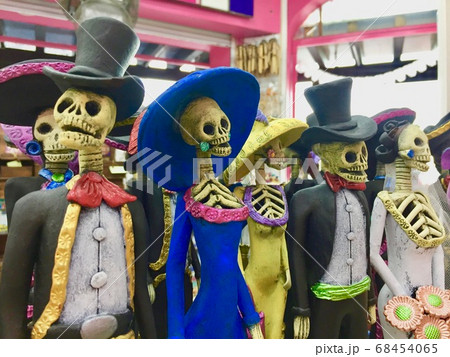 Amazon.co.jp:STARTISTメキシコの死者の日のマスク マスカレードマスク ドレスアップ 頭飾り ハロウィンマスクフェスティバルのロールプレイ用メキシコマスク ハロウィン : おもちゃ