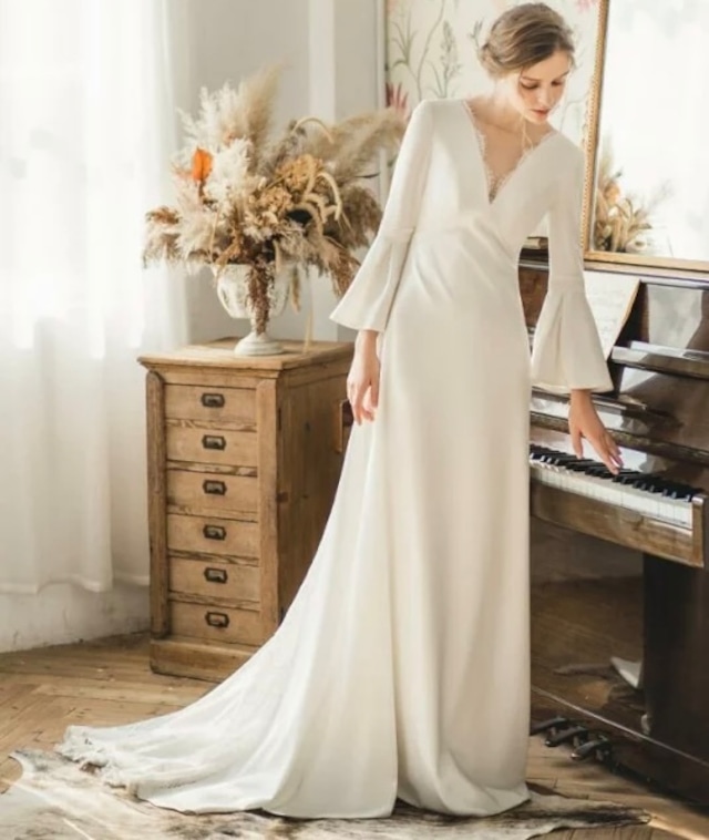 新品・未使用 カラードレス 編み上げ ブルー ベルスリーブ ロングドレス 結婚式 二次会 発表会 演奏会 ウェディングドレス ウエディングドレス 花嫁前撮り プリンセスドレス 花柄 きらきら カラードレス 編み上げ パーティードレス フォーマル 青 ロングドレス バルーン