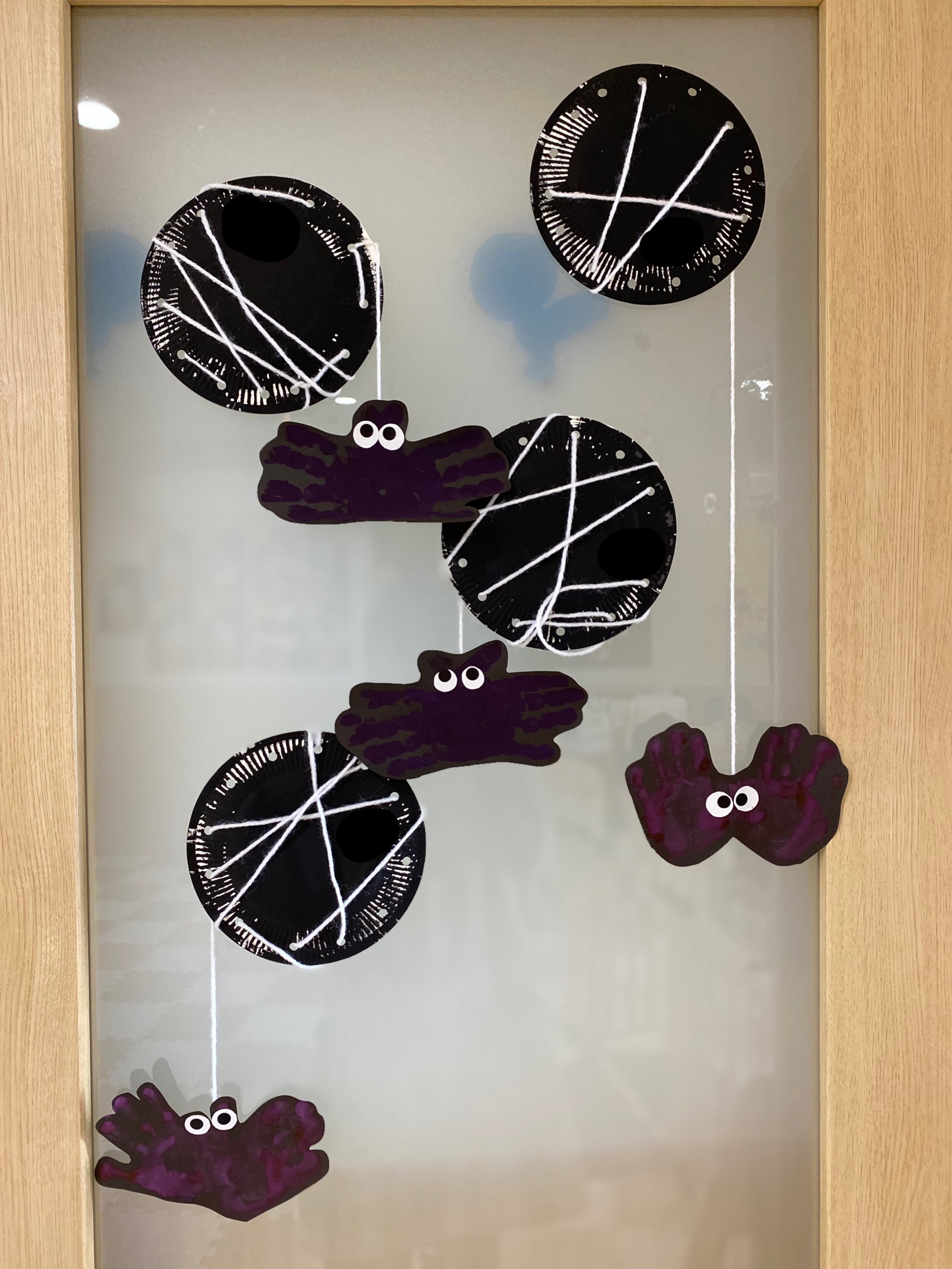 Amazon.co.jp: ハロウィン制作 保育製作キット 10月製作 2歳児制作 シール遊び かぼちゃ型紙 : 文房具・オフィス用品