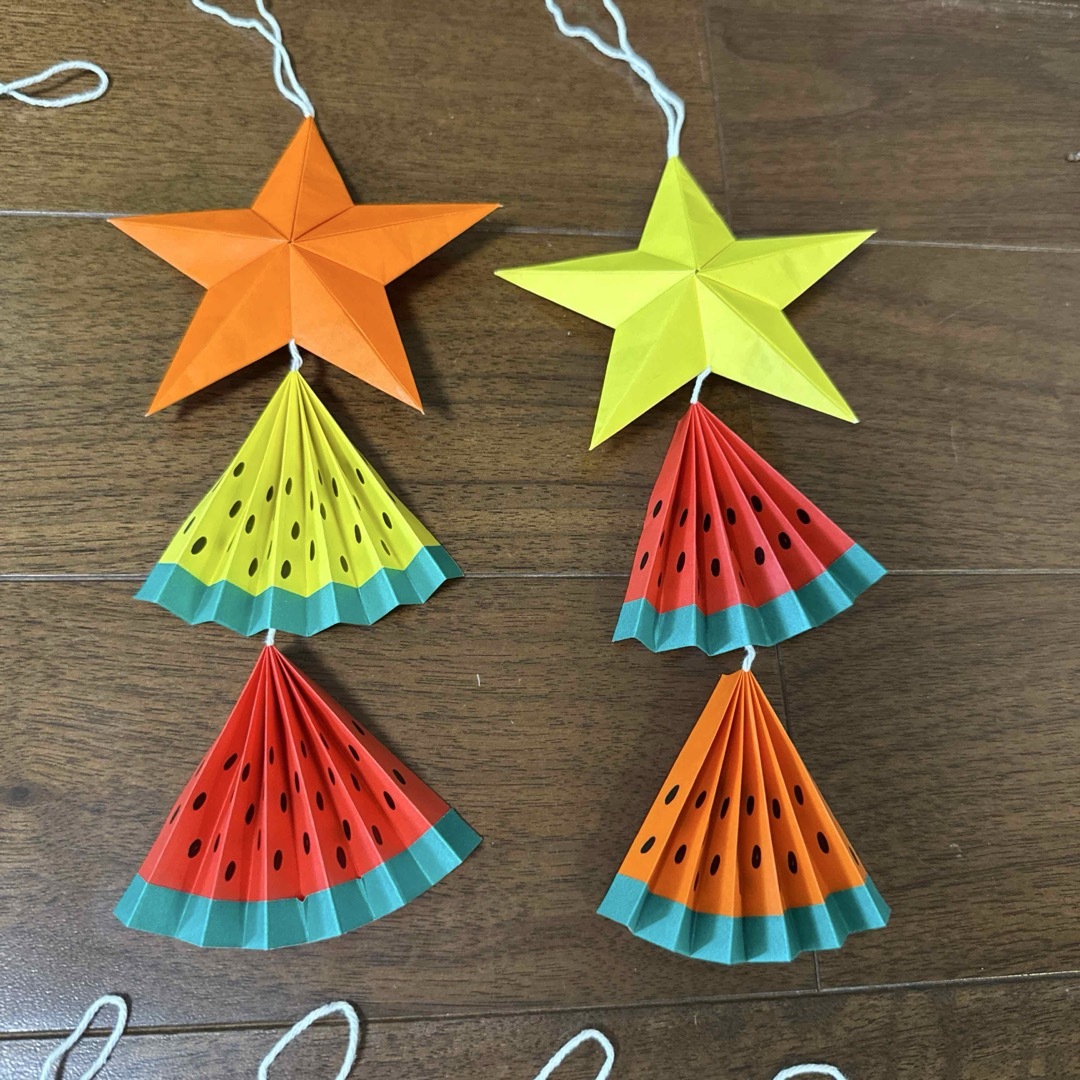 Amazon.co.jp: 風鈴 七夕飾り 短冊 スイカ ひまわり 金魚 ７月 吊り飾り 壁面飾り 折り紙 : おもちゃ