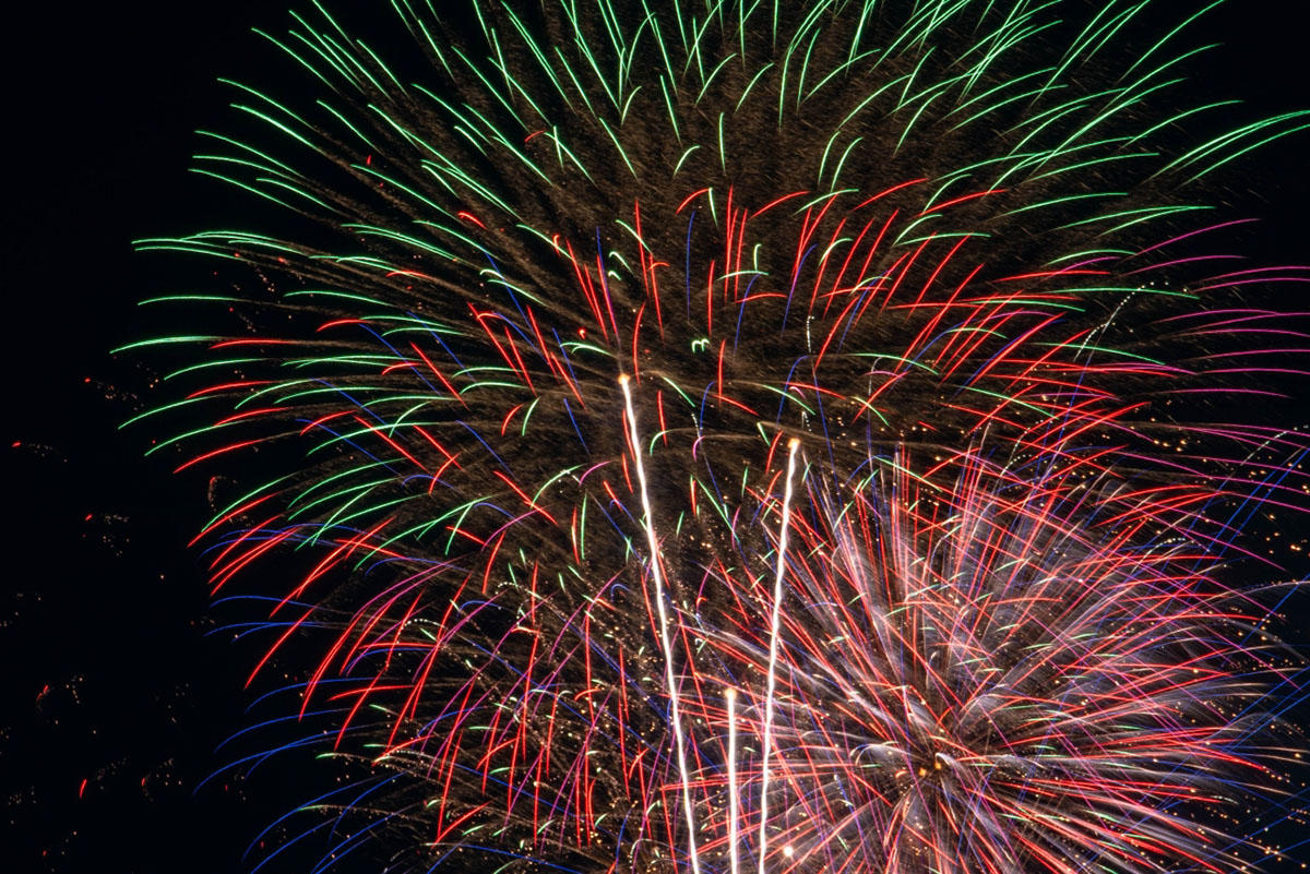 牧之原「さがら海上花火」９月６日開催 「いい波」の語呂合わせで 静岡新聞DIGITAL 静岡県のニュース