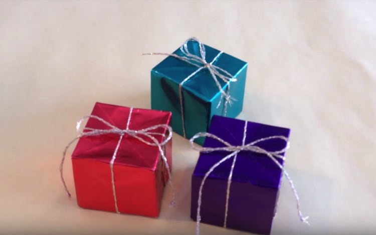 折り紙でプレゼントボックスの折り方 – Monosiri
