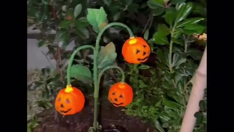 アウトドアハロウィンデコレーション、2個パックソーラー揺れるガーデンライト、ソーラーランドスケープパスウェイステークフェアリーライト ソーラー ガーデンライト 屋外 2パック パープル ラベンダー ソーラー バタフライライト ガーデニングギフト 女性用 ソーラー造花