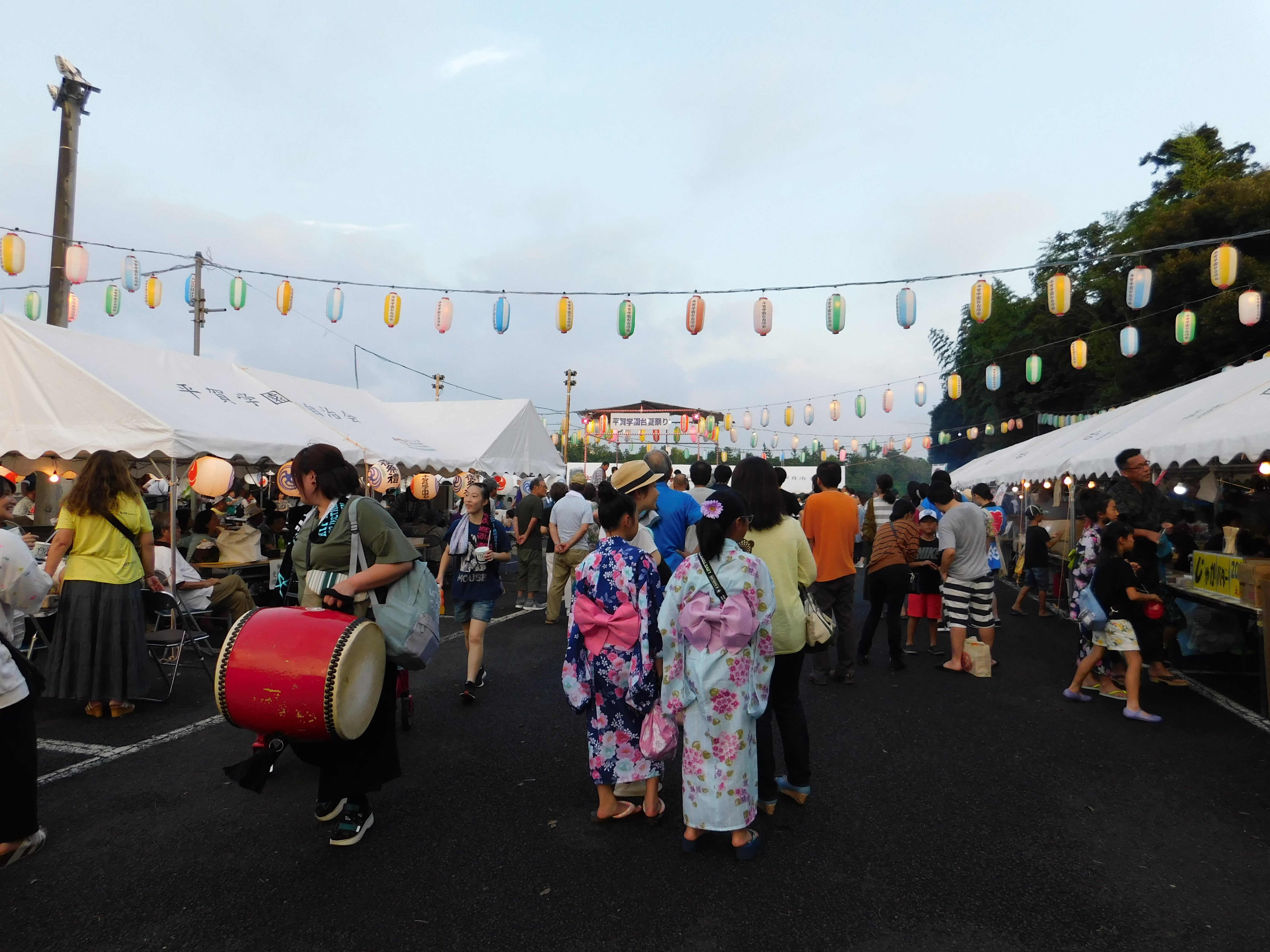 青森県内夏祭りが最盛期ですが、今日は平川ねぷた祭に世界一のねぷたを見にさすが世界一の扇ねぷたとにかく大きかったです。囃子も盛り上がりが弘前に無く又新たな発見で楽しかったです。 平川ねぷた祭は明日３日迄です。豊盃三浦酒造津軽の地酒豊盃平川ねぷた