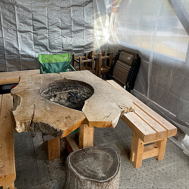 庭BBQ DIYで作った小屋の前でBBQしながら過ごす最高の休日キャンプウッドデッキ庭づくり - YouTube