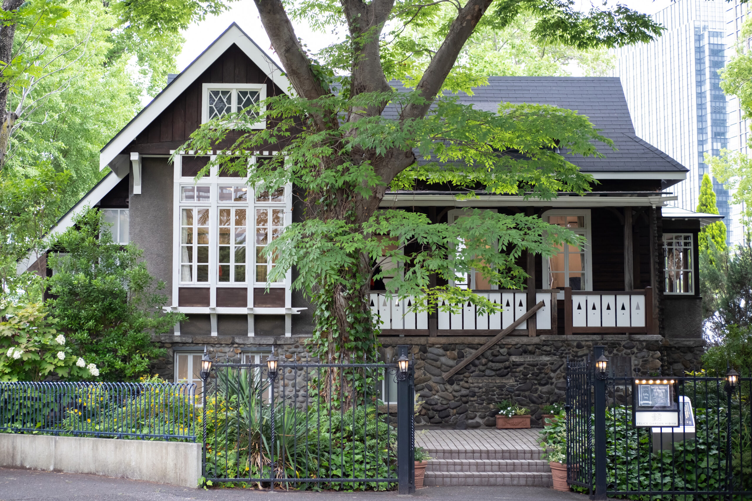 フェリーチェガーデン日比谷宴会・パーティーの予約問い合わせ