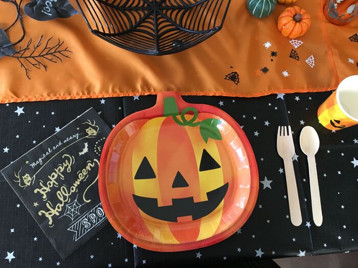 ハロウィンのテーブルコーディネートが100均雑貨とナプキンでおしゃれに♪Handmade recipe