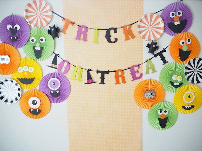 可愛い手作りハロウィンの帽子の作り方。画用紙一枚で超簡単！ほいくびより