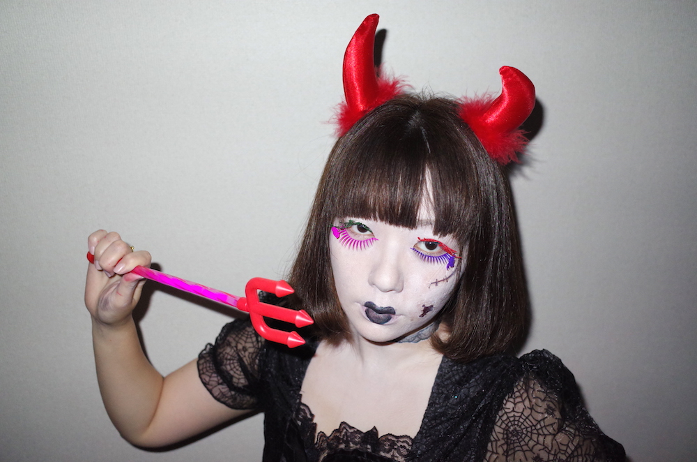 ユニバハロウィンメイクのトレンド！ゾンビメイクでかわいく仮装TikTok